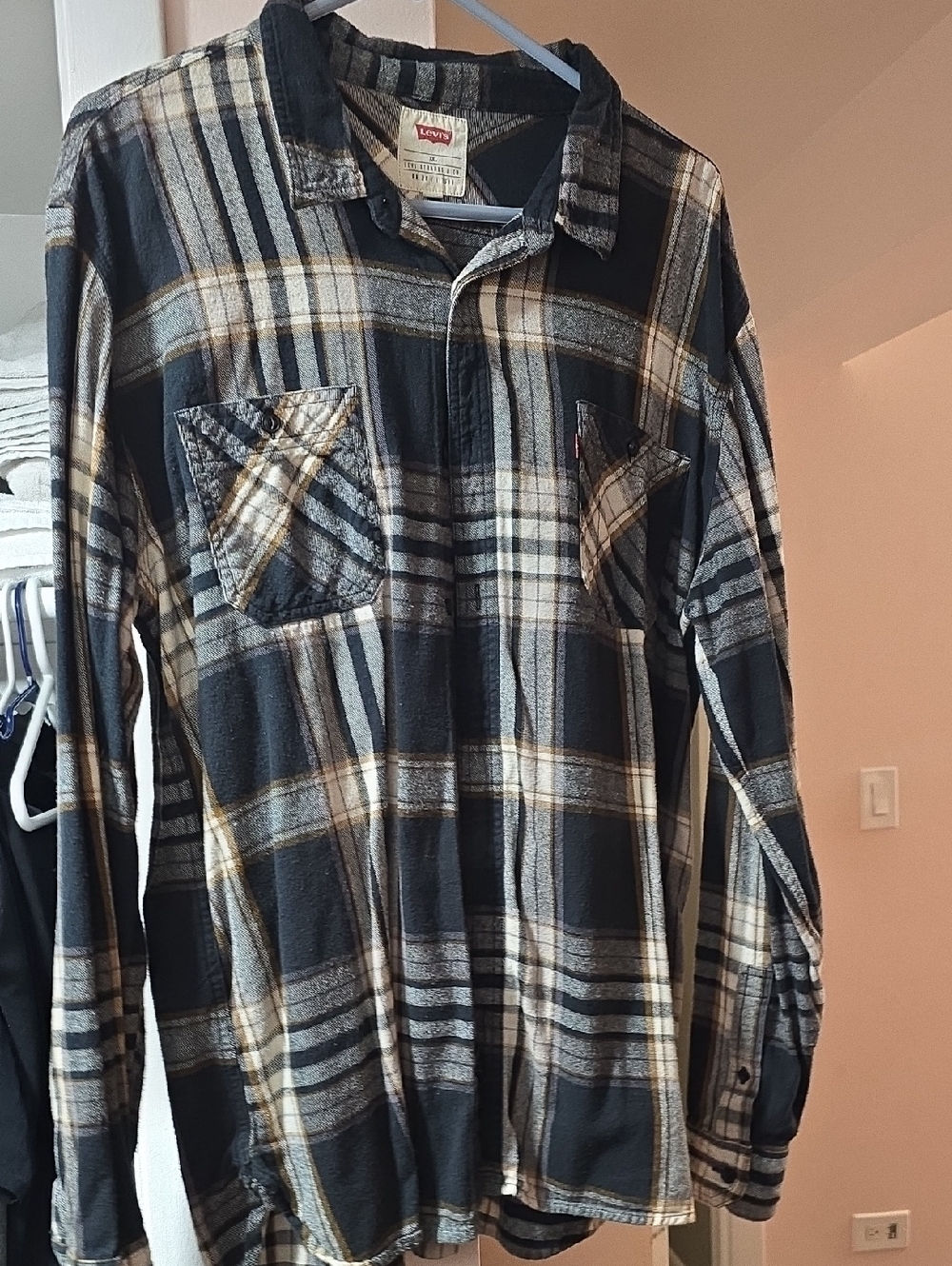 Levi's Black & Cream Plaid Button-Down Flannel Shirt